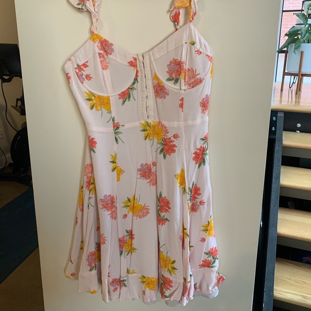 ADTR the label women’s summer party dress medium